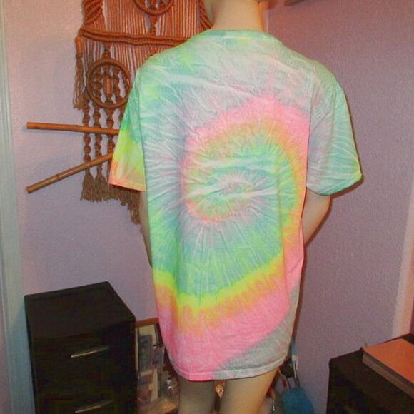 Spencer's Magic Mushrooms T-Shirt Size L Crinkle Cotton Iridescent Groovy Trip - Picture 6 of 6